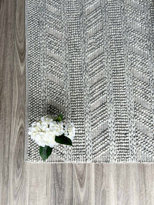 Artisan -2 Spotted Grey Rug