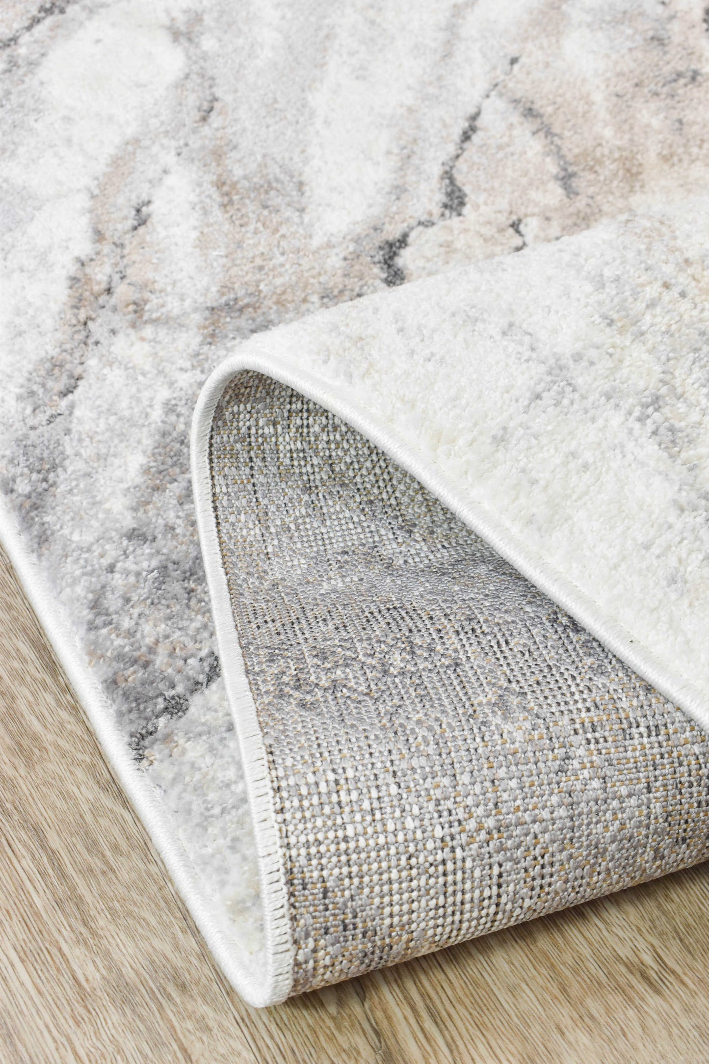 Opulent Radiance Runner