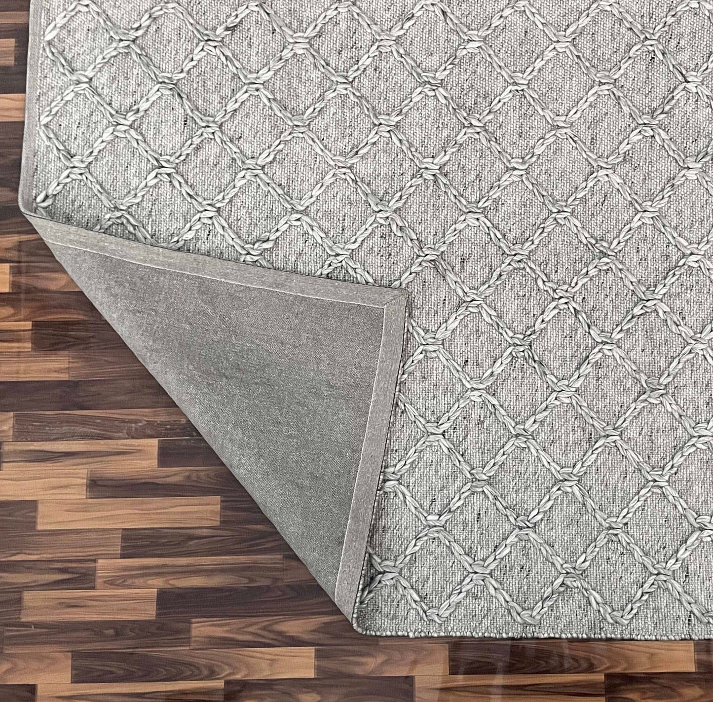 Curio Spotted Grey Rug