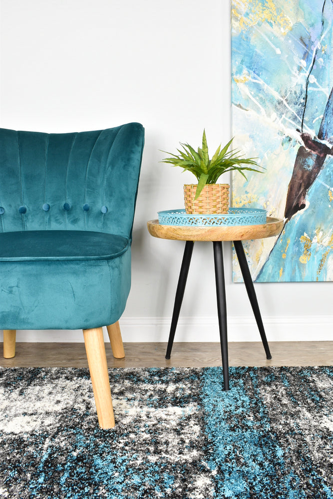 Dahlia 651 White Turquoise Rug