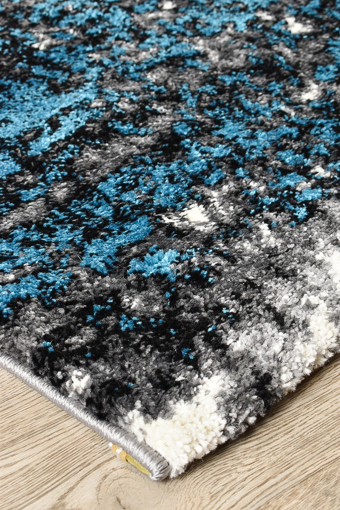 Dahlia 651 White Turquoise Rug