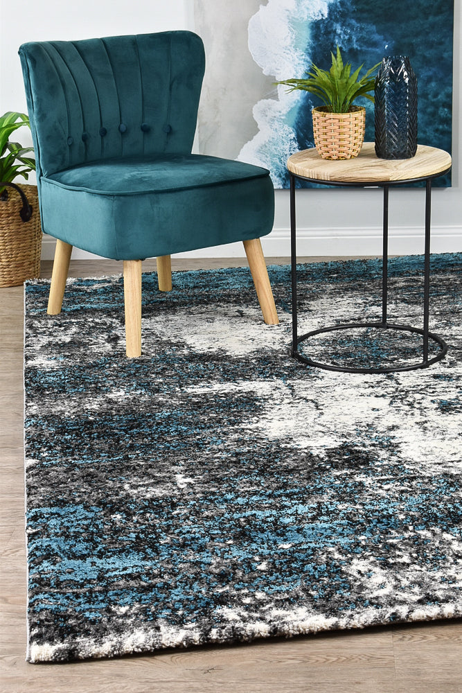 Dahlia 651 White Turquoise Rug