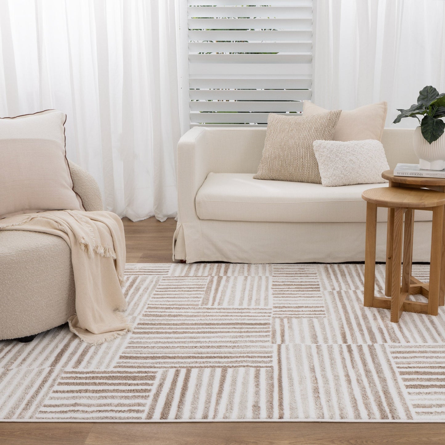Wellington Geometric Lines Brown Rug - W001