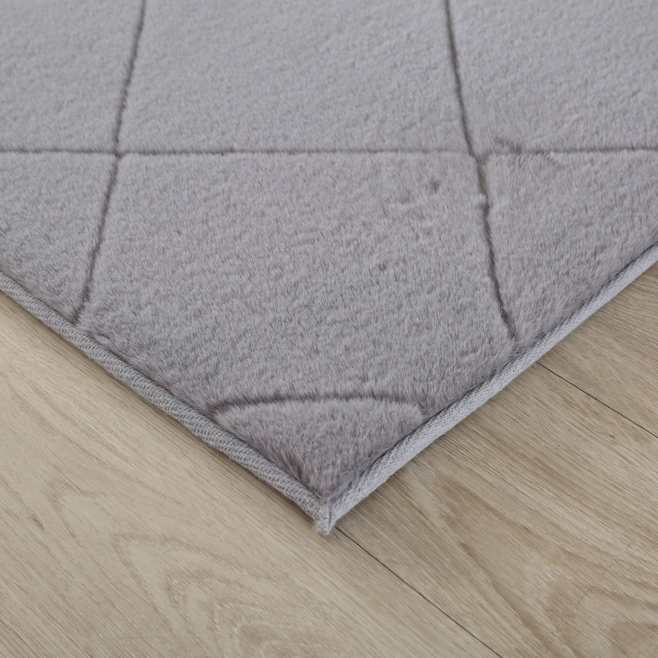 Faux Fur Silver Diamond Rug