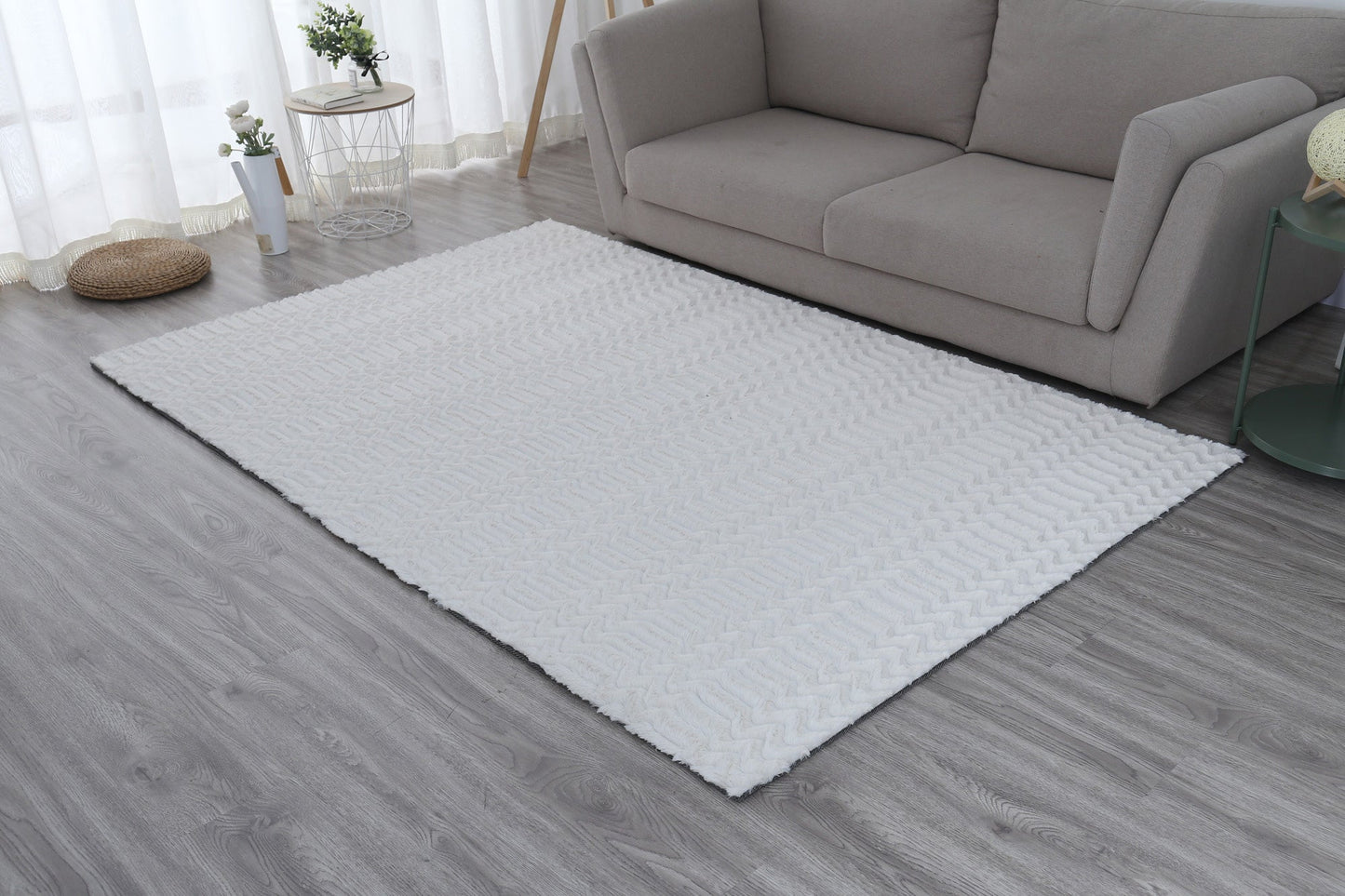 Faux Fur Innis Ivory Rug