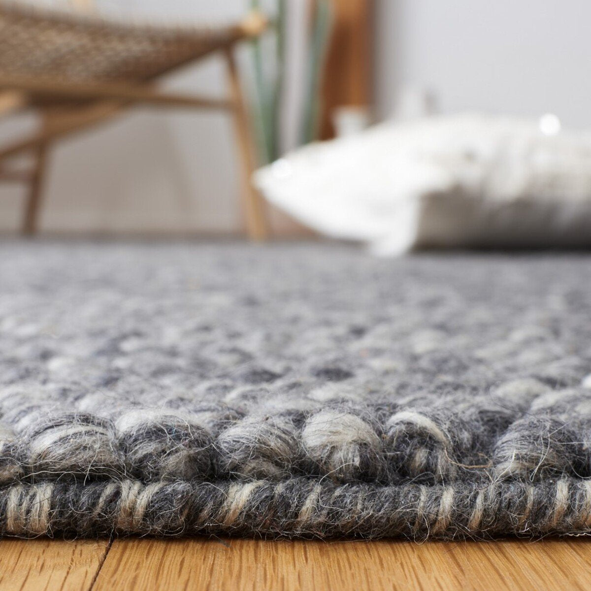 Pebble Dark Grey Rug